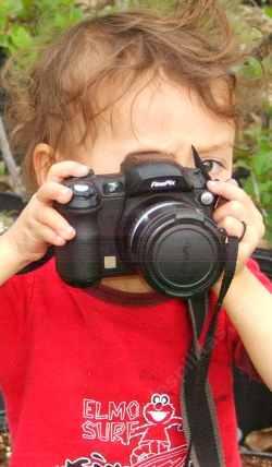 Anyone can take plant and animal pictures, as long as they take the lens cap off.