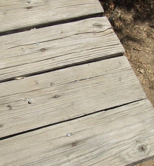 How to build a  garden or picnic table .