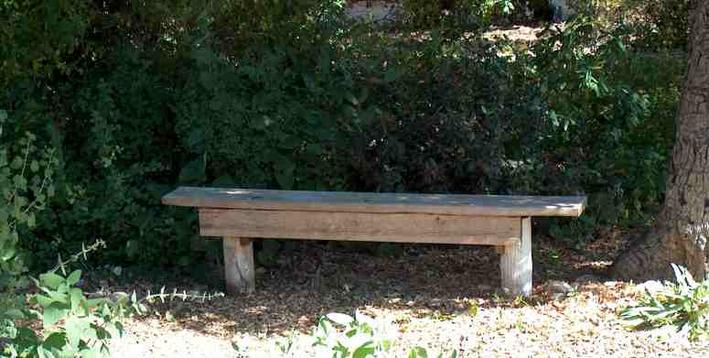 Instuctions for building your own garden bench.