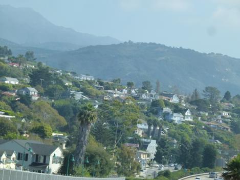 Looking up into the slopes of Santa Barbara. - grid24_12