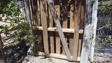 If you have the hinges and the cross brace you can build a garden gate out of pallets in about 30 minutes. - grid24_12